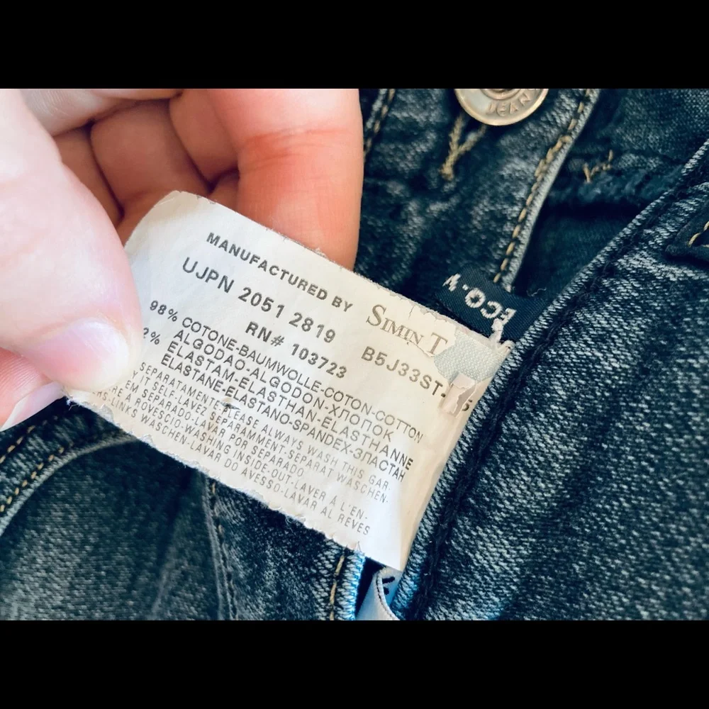 AJ Armani Confort Fit Indigo 005 Series Bootcut Jeans - Picture 5 of 9